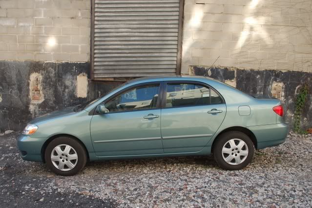 2005ToyotaCorolla013.jpg